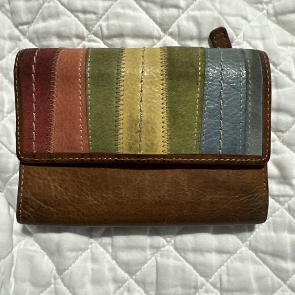 Fossil Accessories - fossil wallet women leather